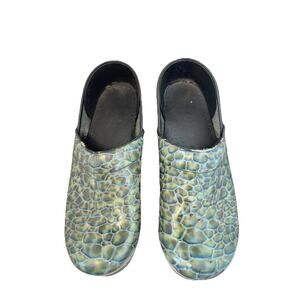 Dansko Blue Teal Mermaid Scales Women's Clogs Size 39 US 8.5-9 Nurse Healthcare